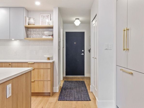 2 bedroom rental in Vancouver — photo 19
