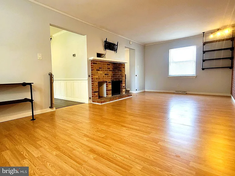 6 Tudor Ct — Photo 17