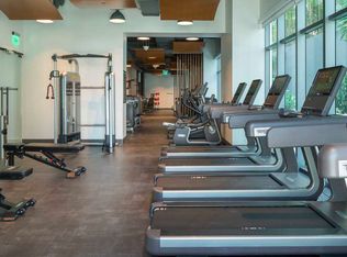 90 SW 8th St, Miami, FL 33130