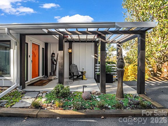 5th image of 200 Piney Mountain Rd