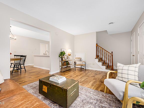 5th image of 2241 Forest Acres Dr #2241