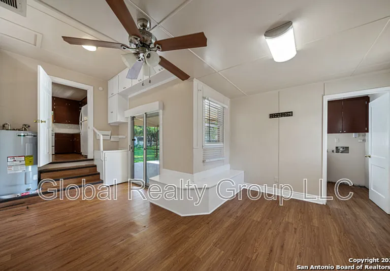 400 Mitchell Ave — Photo 13