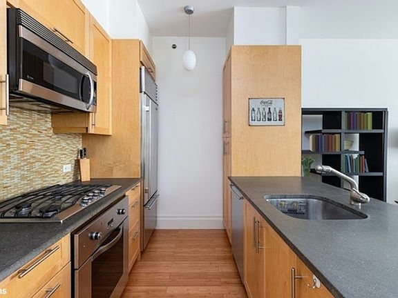 3rd image of 545 W 110th St APT 4C