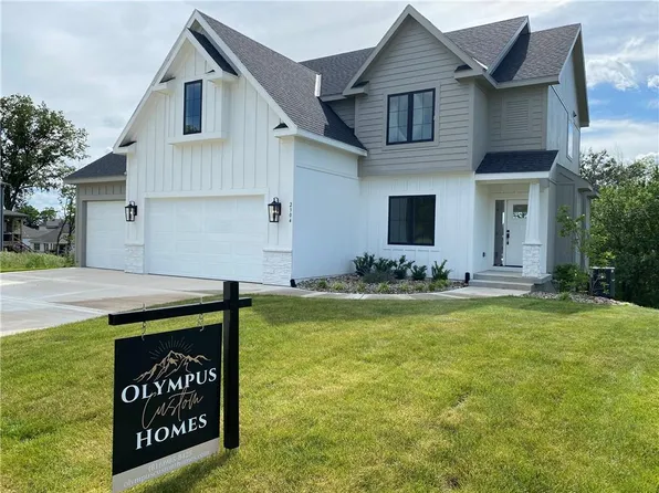 2304 Larkspur Ln, Kearney, MO 64060