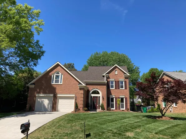 3009 Planters Walk Ct, Charlotte, NC 28210