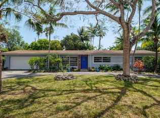 10711 SW 72nd Ct, Pinecrest, FL 33156