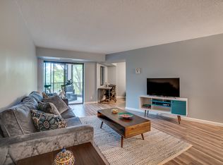 5901 Mount Eagle Dr APT 303, Alexandria, VA 22303