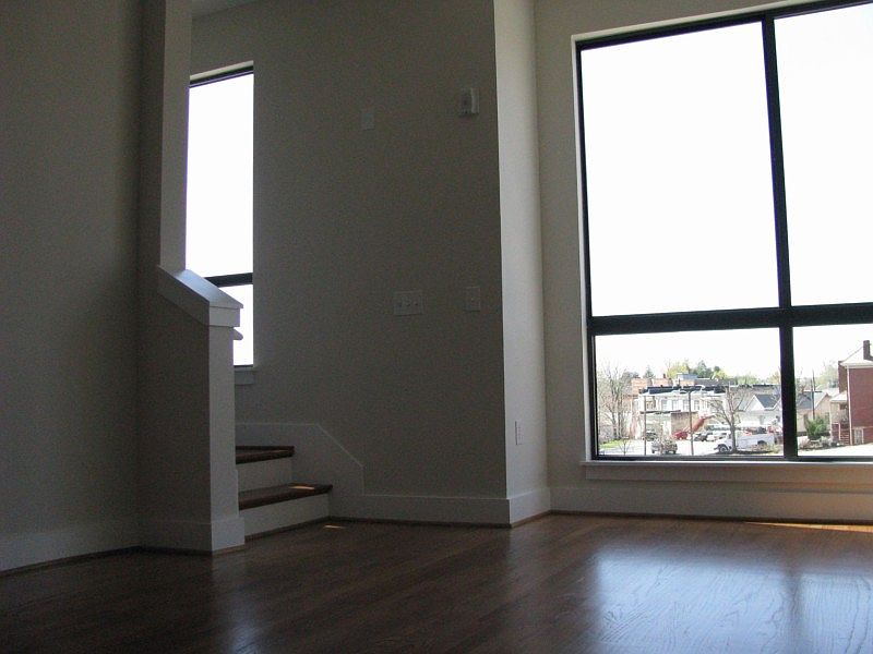 1st image of 373 N Green St