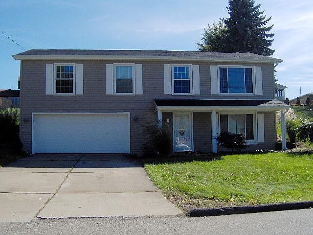 1st image of 870 Donegal Dr W