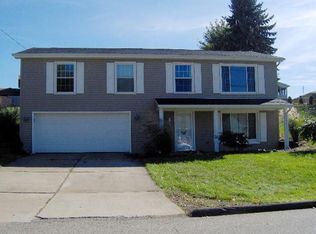 870 Donegal Dr W, Follansbee, WV 26037