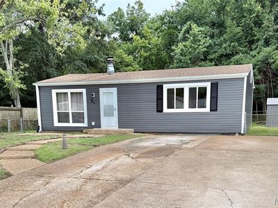 91 Cedar Ridge Dr, Pacific, MO, 63069