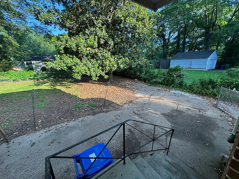 662 Medlock Rd — Photo 24