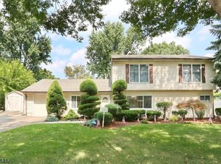 169 Haase Ave, Paramus, NJ 07652