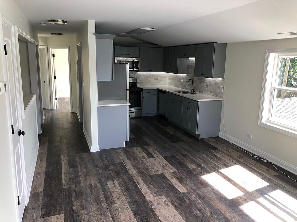 1st image of 24238 N Lakeside Dr #3B