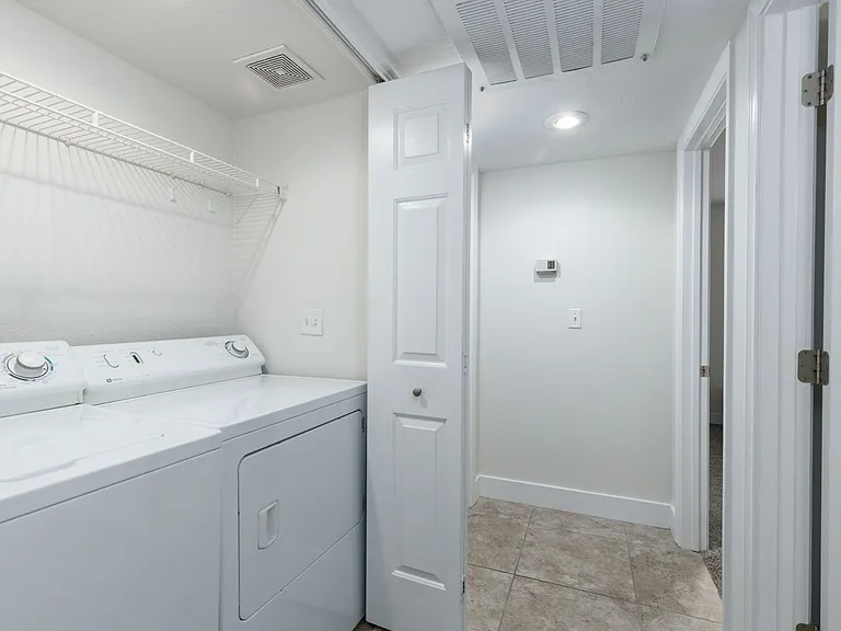520 Turtleback Rd #B — Photo 9
