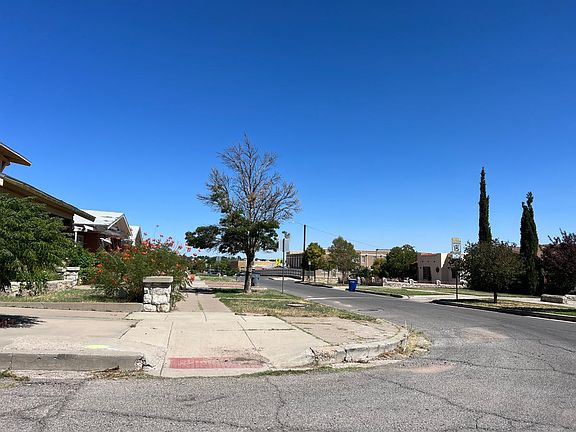 5th image of 3249 Aurora Ave