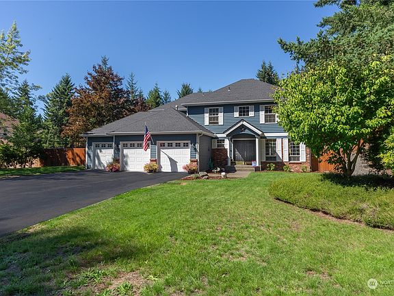 3rd image of 7997 Cabrini Drive SE