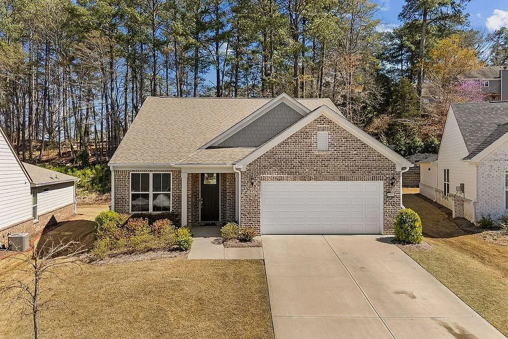3 bed, 3.0 bath, 2779 sqft, $2,700 — Photo 1