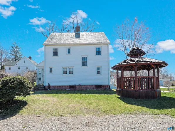 19 Church Street, Plainfield, CT 06374