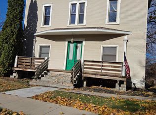 621 Elm Ave E, Waseca, MN 56093