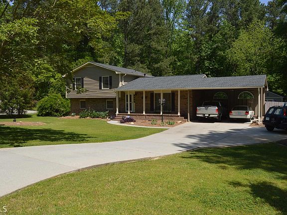 2nd image of 3226 Rhonda Dr