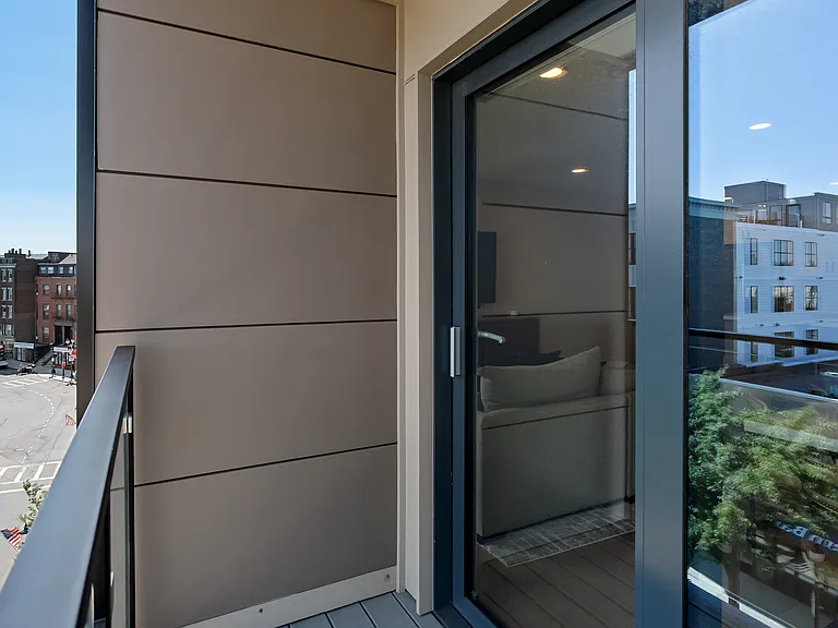 457 W Broadway #502 — Photo 22