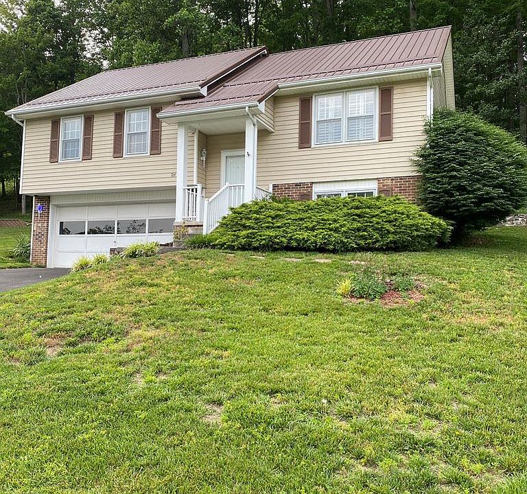1st image of 784 Oakland Dr