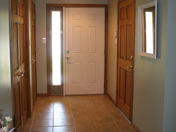 Entry way