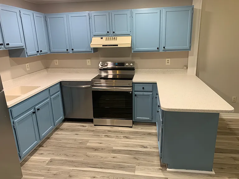 811 King Arthur Dr #B — Photo 8