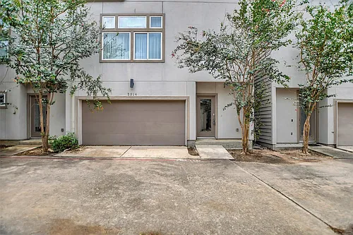 5314 Avenue J Photo 1