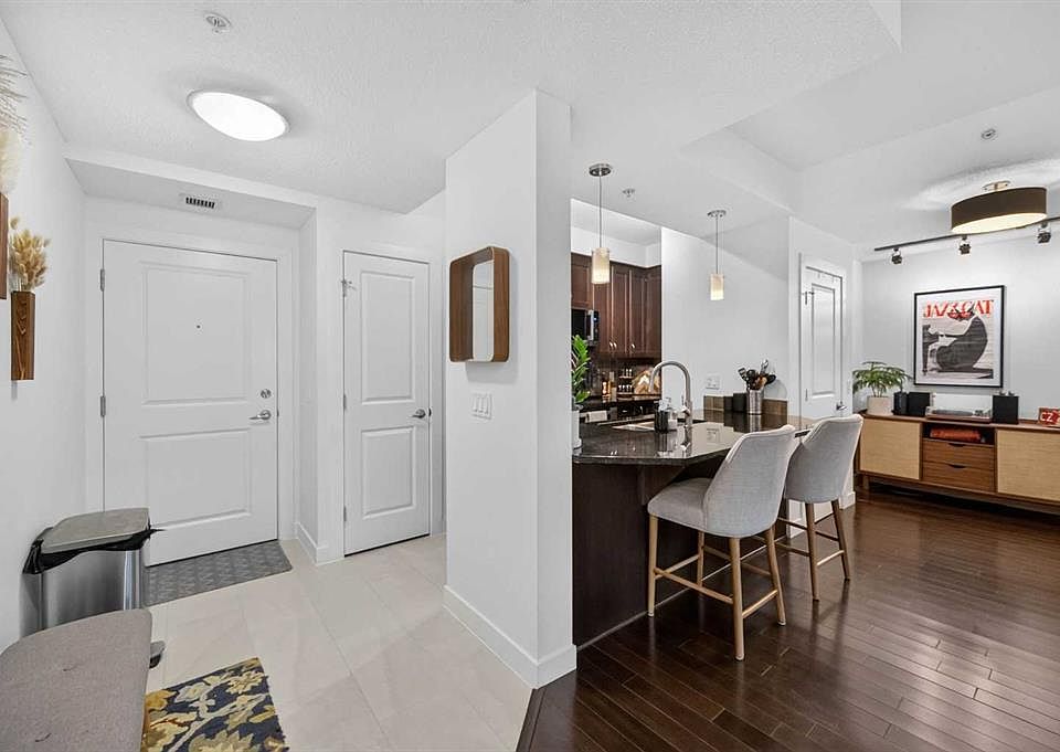 1st image of 108 S 25th Ave SW #402