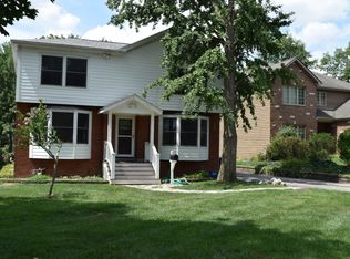 1122 Cherry St, Wheaton, IL 60187