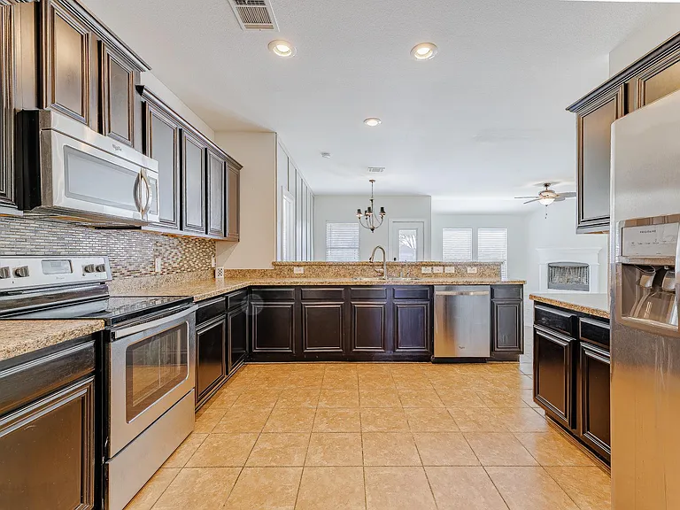 2805 Marsha Ln — Photo 28