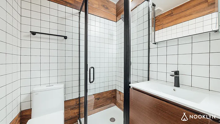 Rented by Nooklyn NYC LLC | media 13