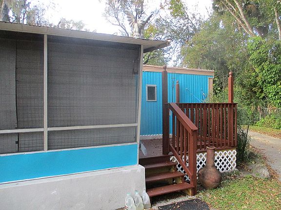 3rd image of 140 Cancun Ln