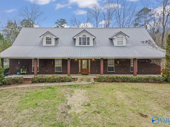 301 Lib Ln, Ragland, AL 35131