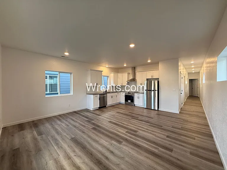 3710 E Liberty Ave — Photo 3
