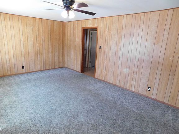 3rd image of 520 W 10th Ave