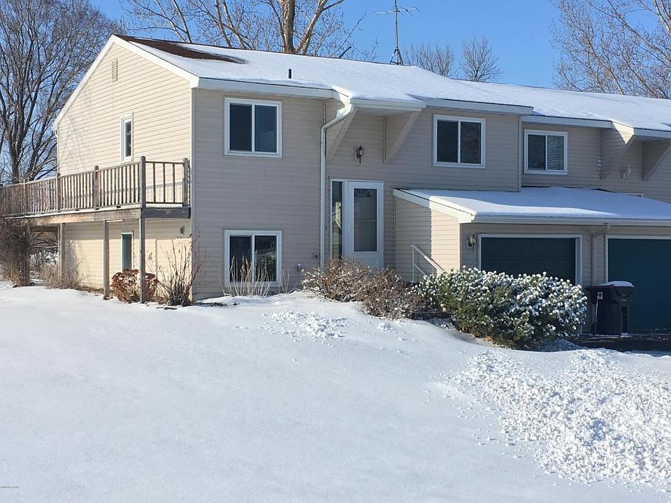 1st image of 1010 Bridgeport Ln NW