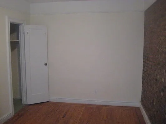 Rented by PMG Real Estate  | media 33