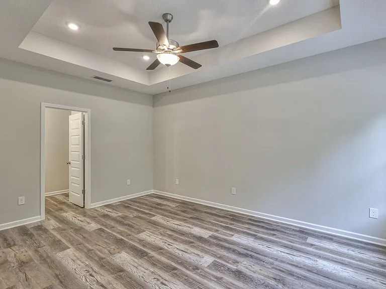113 Creek Wood Rd — Photo 16