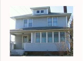 1444 Hampshire Dr, South Bend, IN