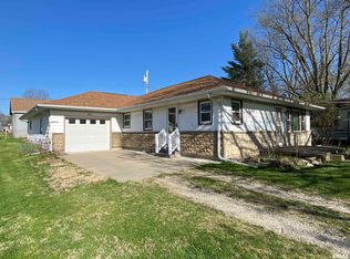846 Taylor Ct, Canton, IL 61520