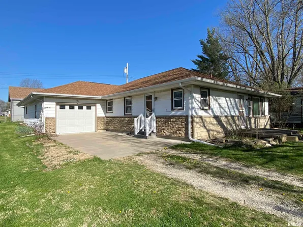 846 Taylor Ct, Canton, IL 61520