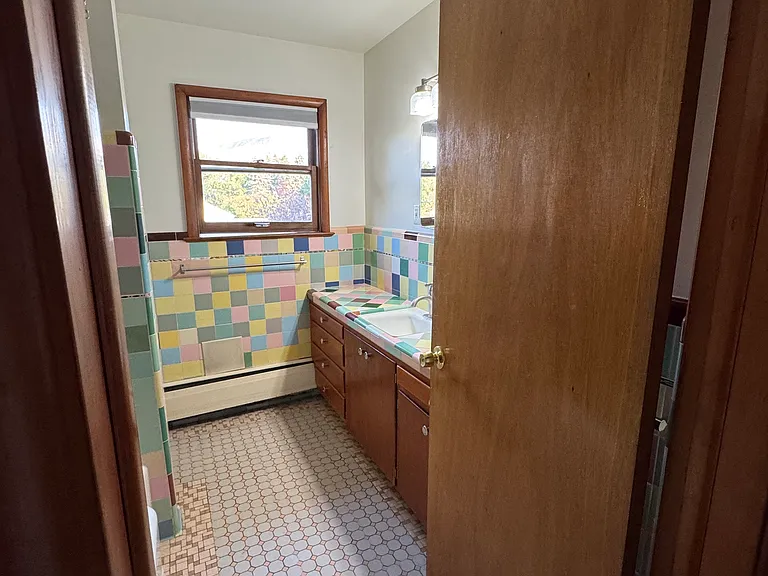 390 E 12th St #4 — Photo 18