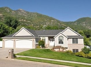 5814 S Regency Dr, Ogden, UT 84403