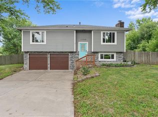 13968 McIntyre Rd, Leavenworth, KS 66048