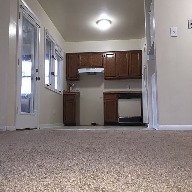 1st image of 1415 E Ocean View Ave APT B