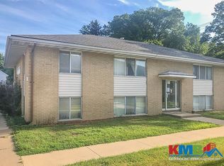 1165 Ridge Dr APT D, Marion, IA 52302