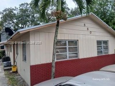 880 SW 28th St, Fort Lauderdale, FL, 33315